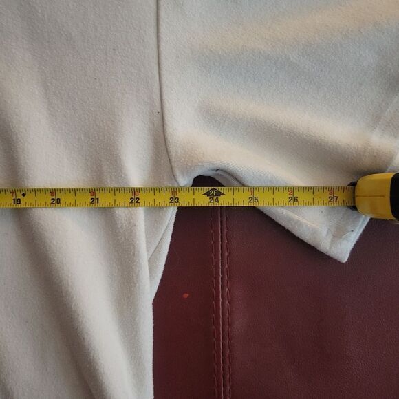 Disney's Donald Duck Graphic T-Sweater - Picture 5 of 6